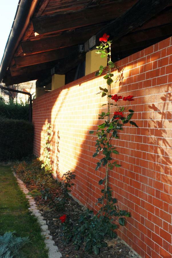 La Cascina Bed & Breakfast Aglie Exterior photo